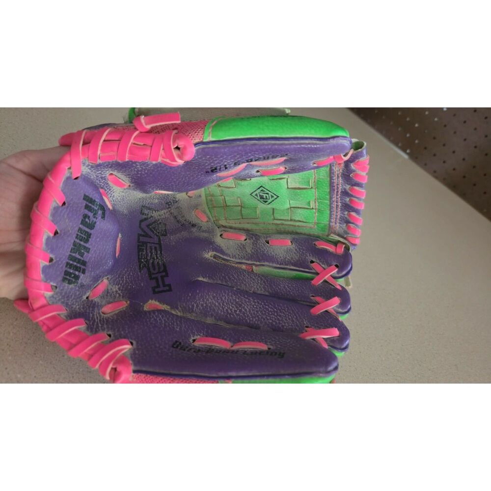 Franklin girls tball glove